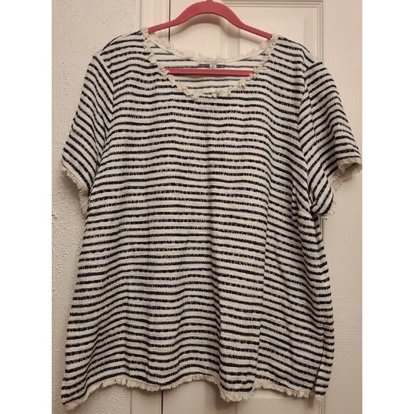 Green Envelope Womens Sz 3X Black White Striped Raw Hem Pullover Top Shirt Blous - Picture 1 of 4